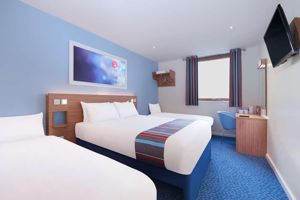 Travelodge Bromborough Port Sunlight Rum bild